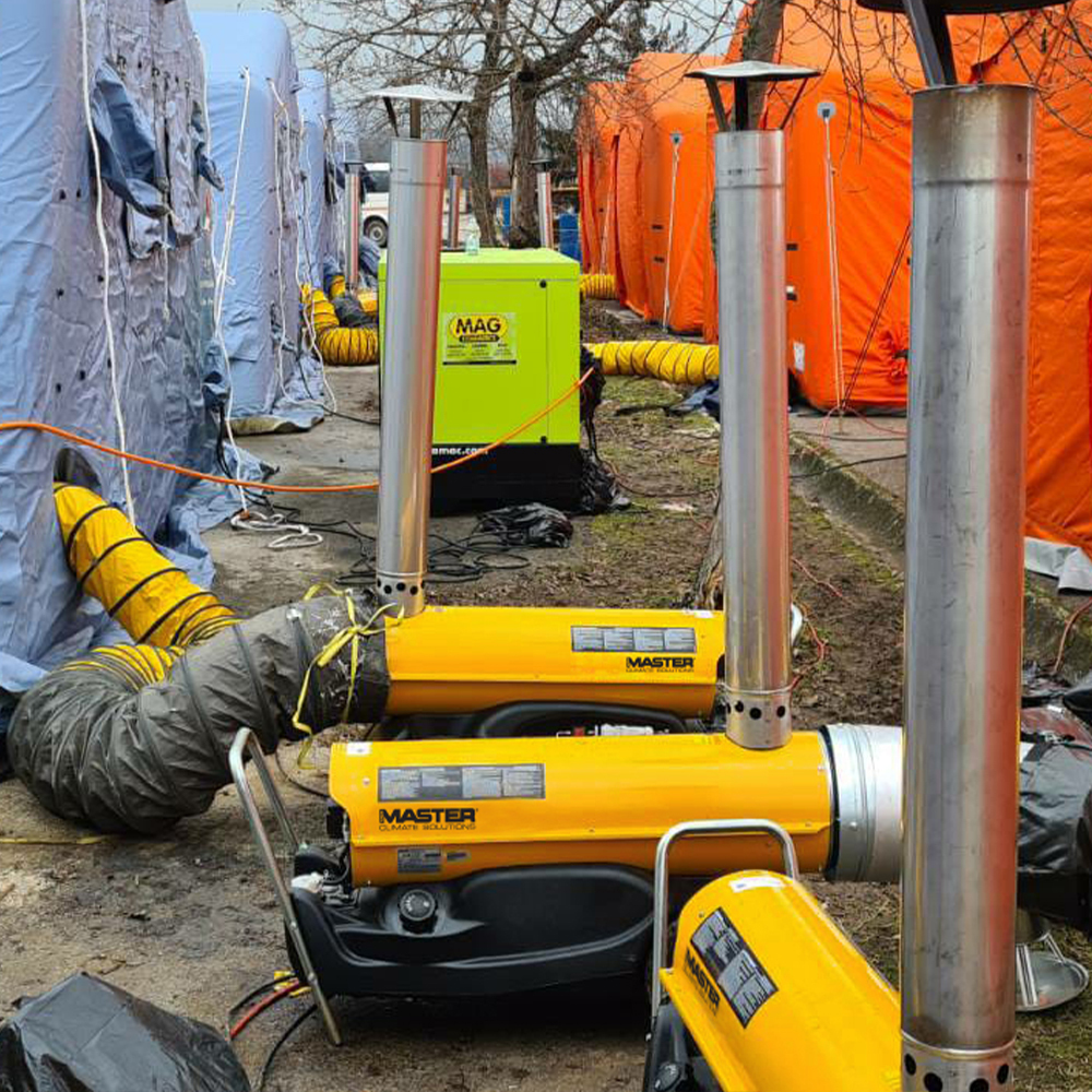 Master BV 77 heating tents in Croatia after earthquake