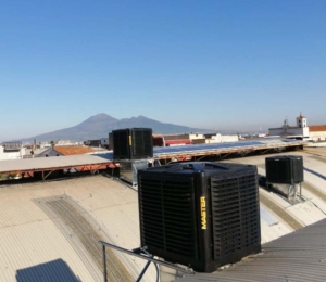 Master BCM-Kühler auf dem Dach installiert Auf dem Dach installierte BCM-Kühler