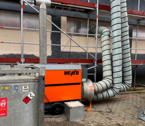 Heylo oil heater on the construction site
